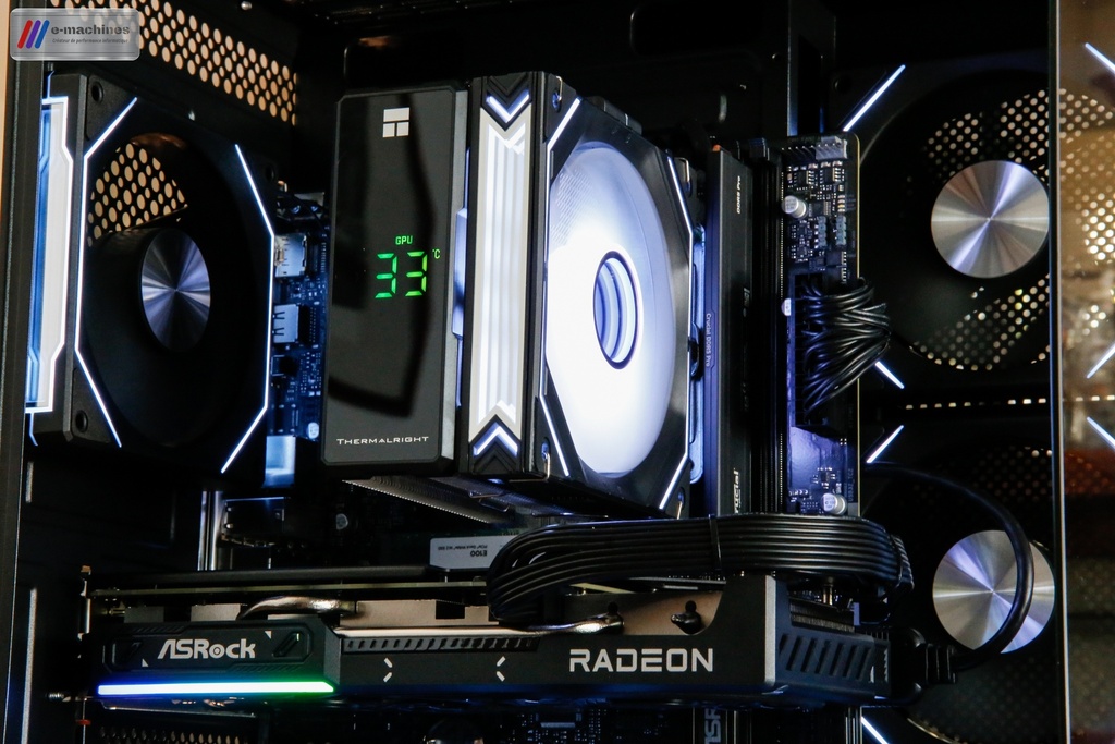 Mini cube Xigmatek Aqua M Lite Ryzen 8400F RX 9060XT 16Go