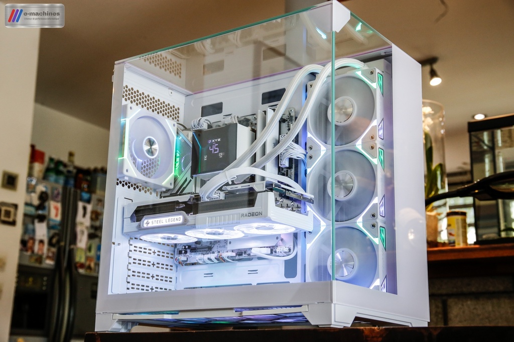 Cube Mars Gaming MC-Vision blanc Ryzen 7800X3D RX 9070XT