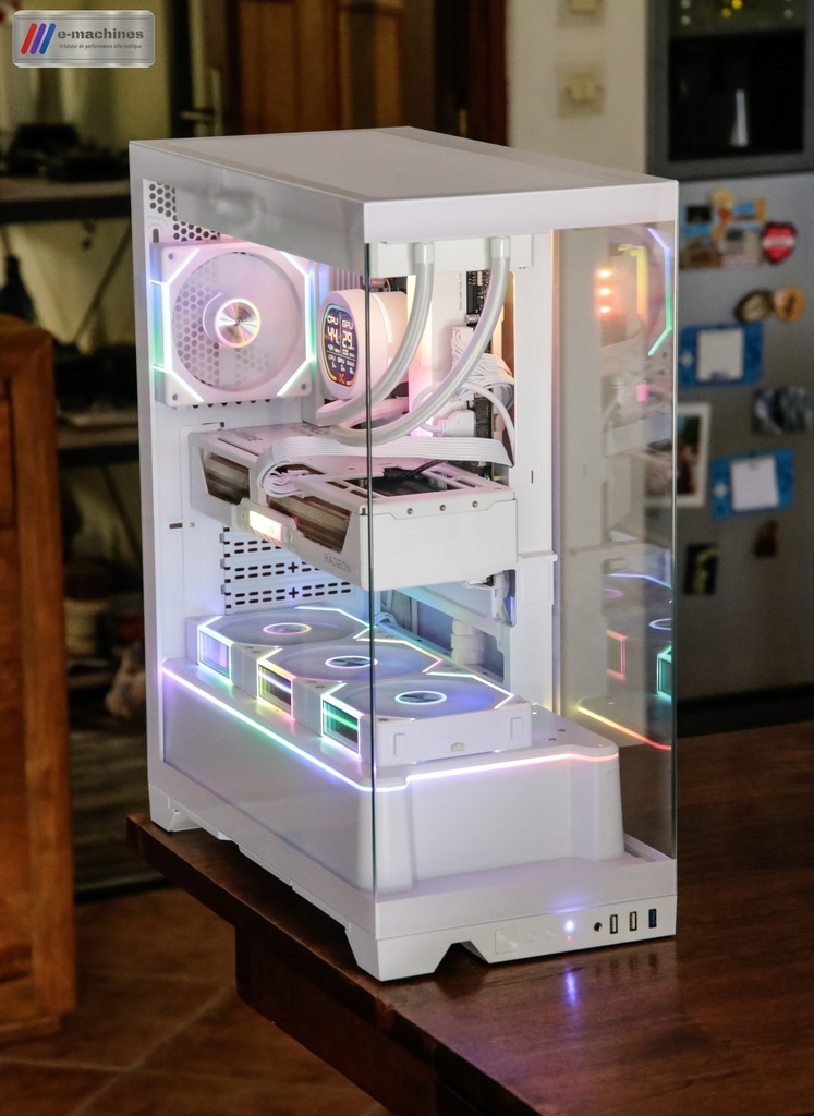 Tour Mars Gaming Prisma blanche Ryzen 7 7700 et RX 9070 XT 16Go